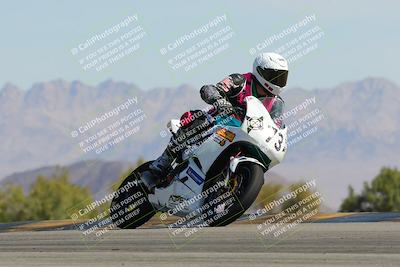 media/Mar-21-2025-CVMA Friday Practice (Fri) [[30cd4fe323]]/5-Racer 4/Session 3 Turn 9 Entry/